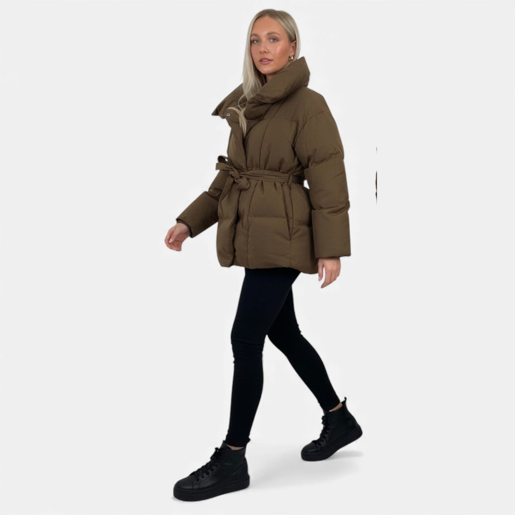 Fleur de Style | Veste matelassée à ceinture pour femme