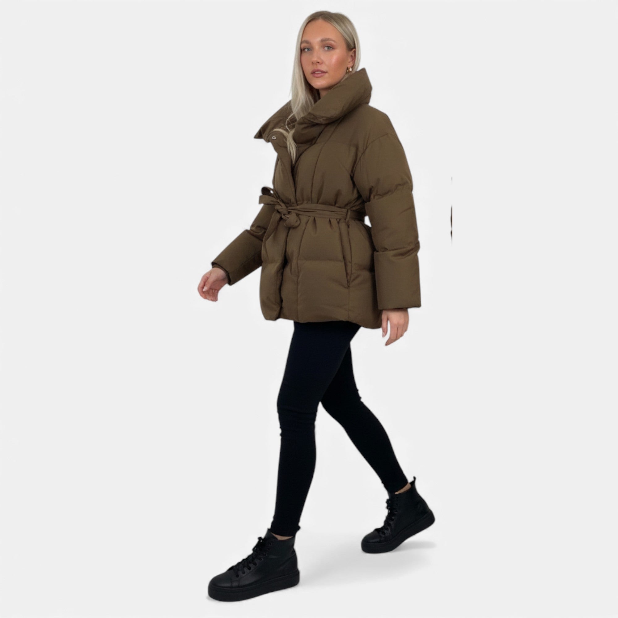 Fleur de Style | Veste matelassée à ceinture pour femme